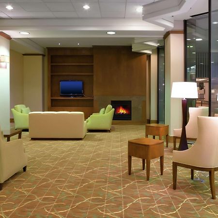 Doubletree By Hilton Hotel & Executive Meeting Center Omaha-Downtown Beltér fotó